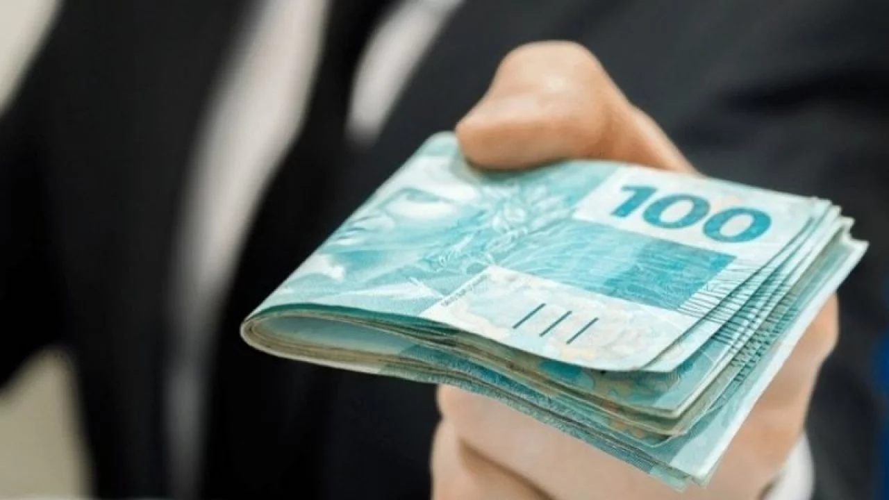 6 opções de empréstimos para clientes que desejam quitar as dívidas