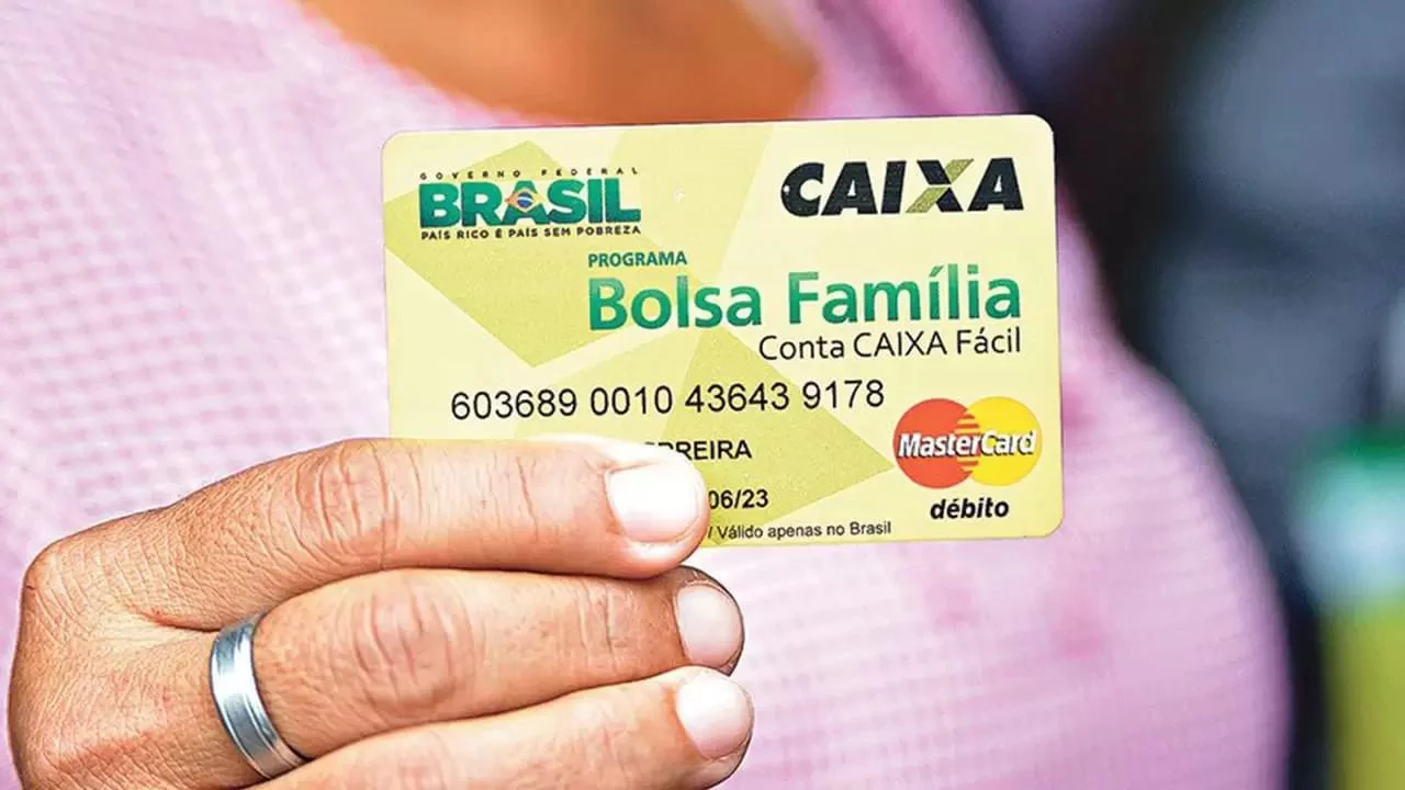 Bolsa Família: beneficiários ganharão cartão de débito