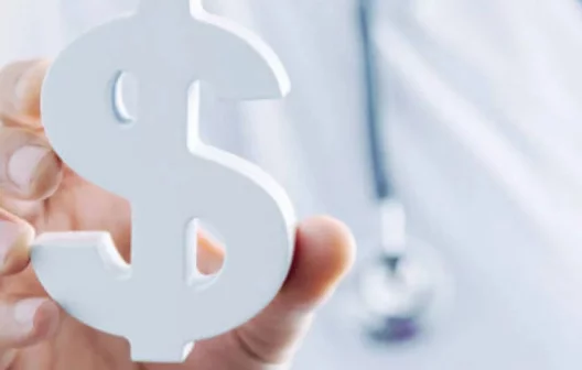 "Descubra como economizar na saúde: Conheça 4 cartões de desconto imperdíveis"