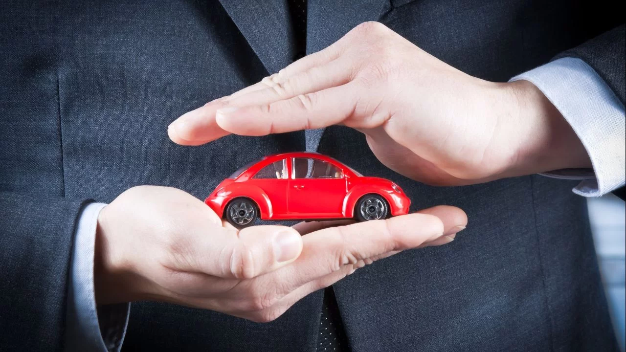 Jornalista cai no golpe do falso seguro. Saiba o que fazer para não cair.