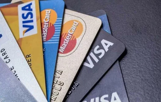 "Descubra como conseguir um limite maior no seu cartão de crédito com essas 7 estratégias poderosas!"