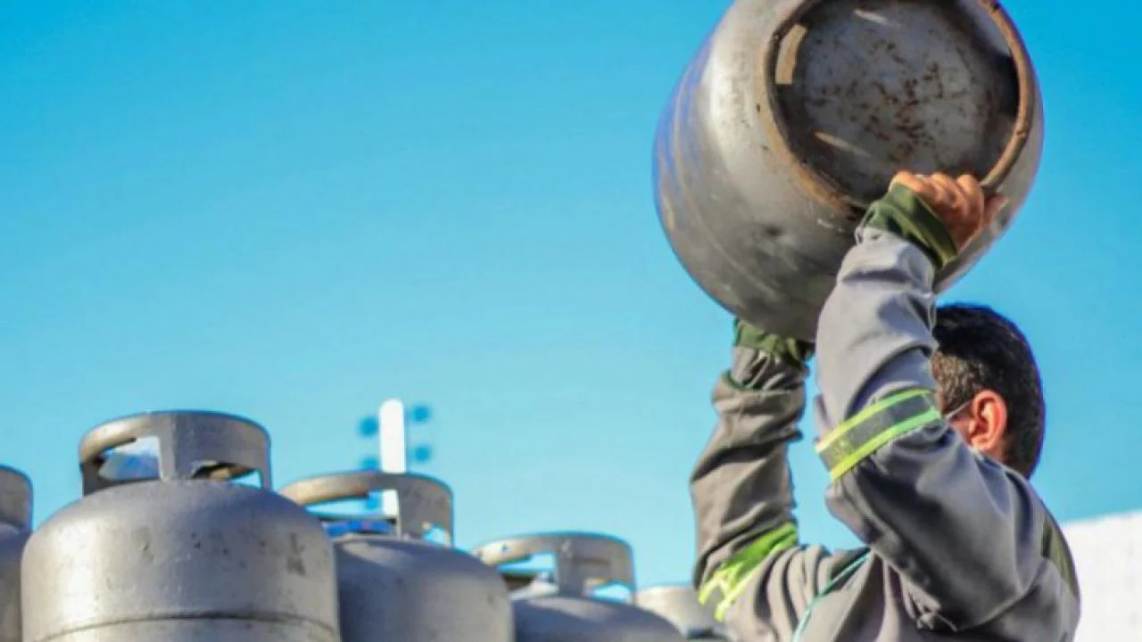 Vale-gás: benefício volta a ser pago em alguns dias