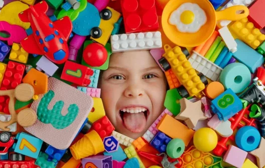 "Surpreenda as crianças em 2023 com presentes incríveis e acessíveis neste Dia das Crianças!"