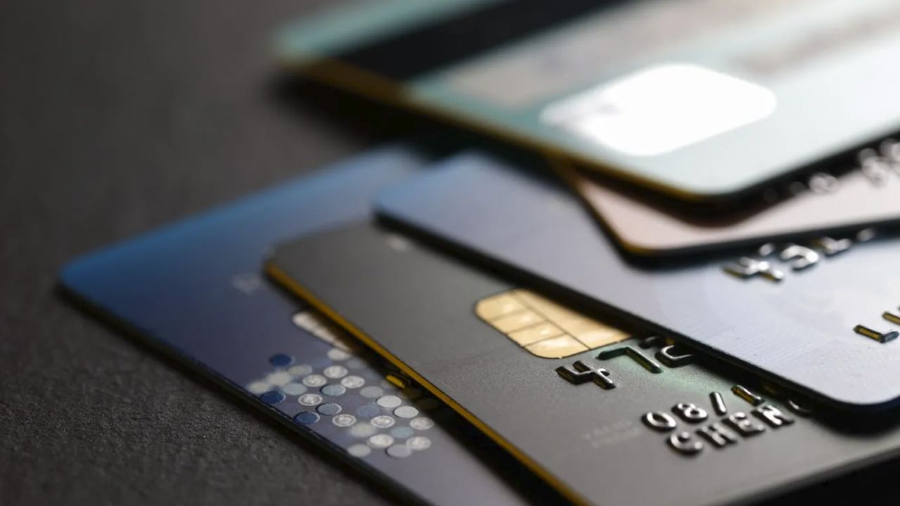 6 maneiras de ganhar dinheiro com cartão de crédito