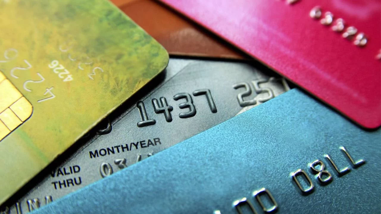 4 boas opções de seguros de cartão para contrata em 2024