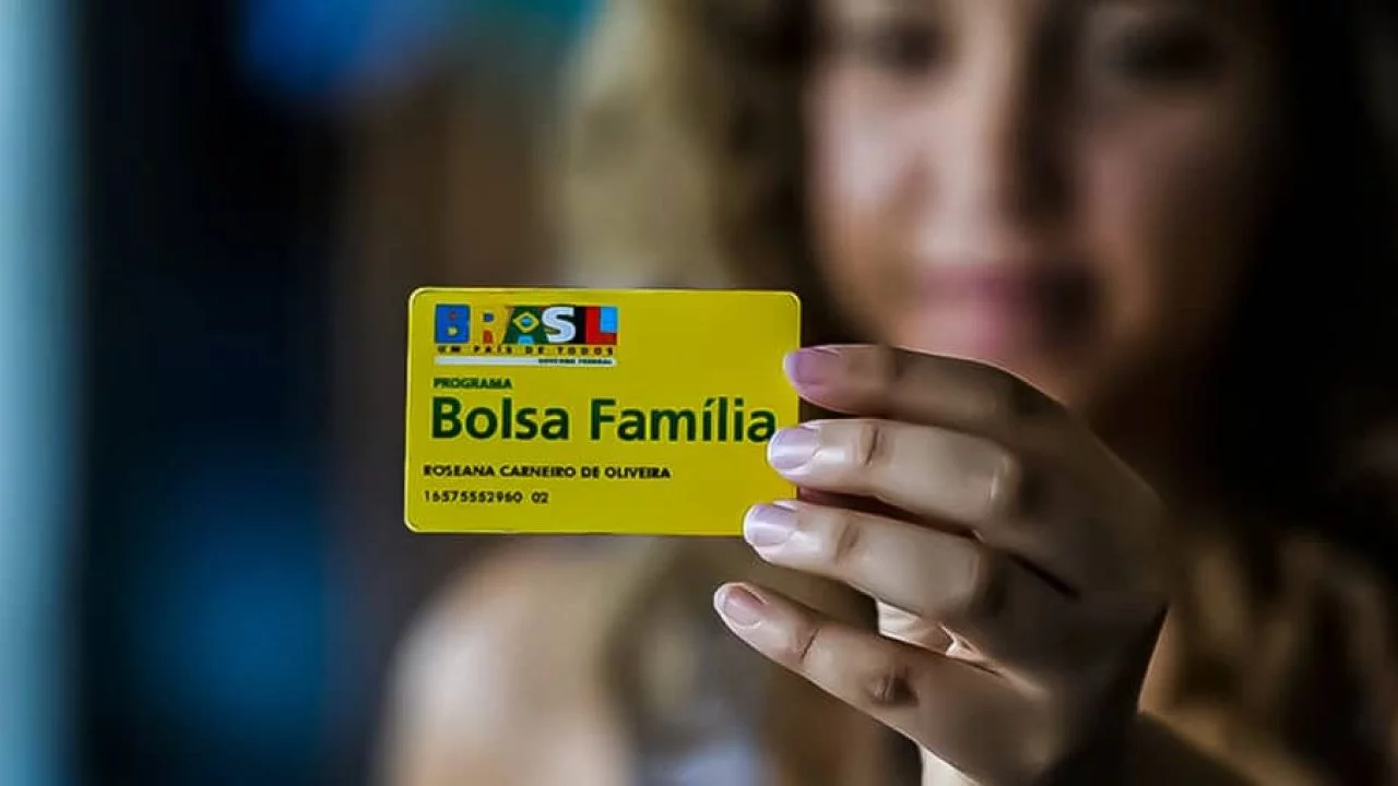Bolsa família começa pagamentos de fevereiro. Confira o calendário