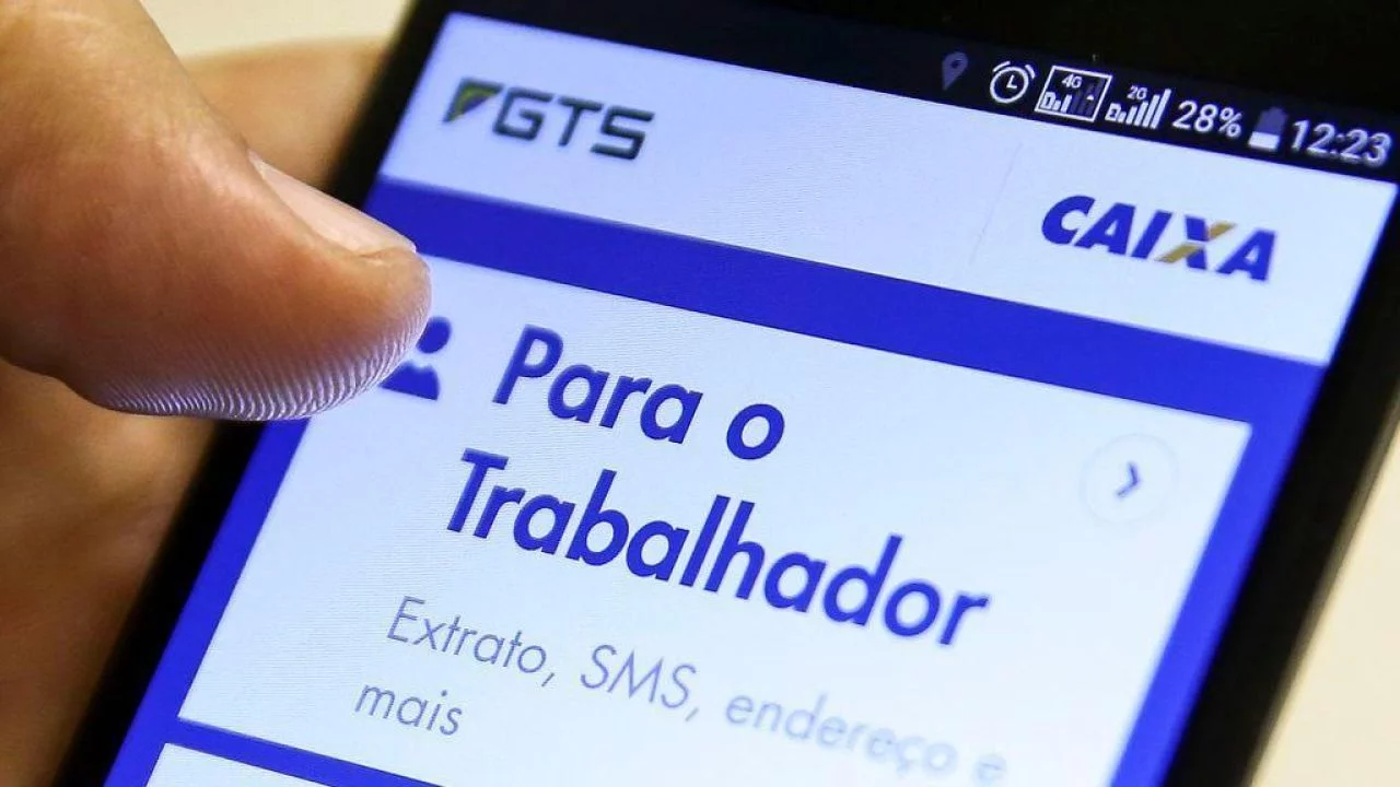 Empréstimo do saque-aniversário vai acabar? Entenda o que pode acontecer.