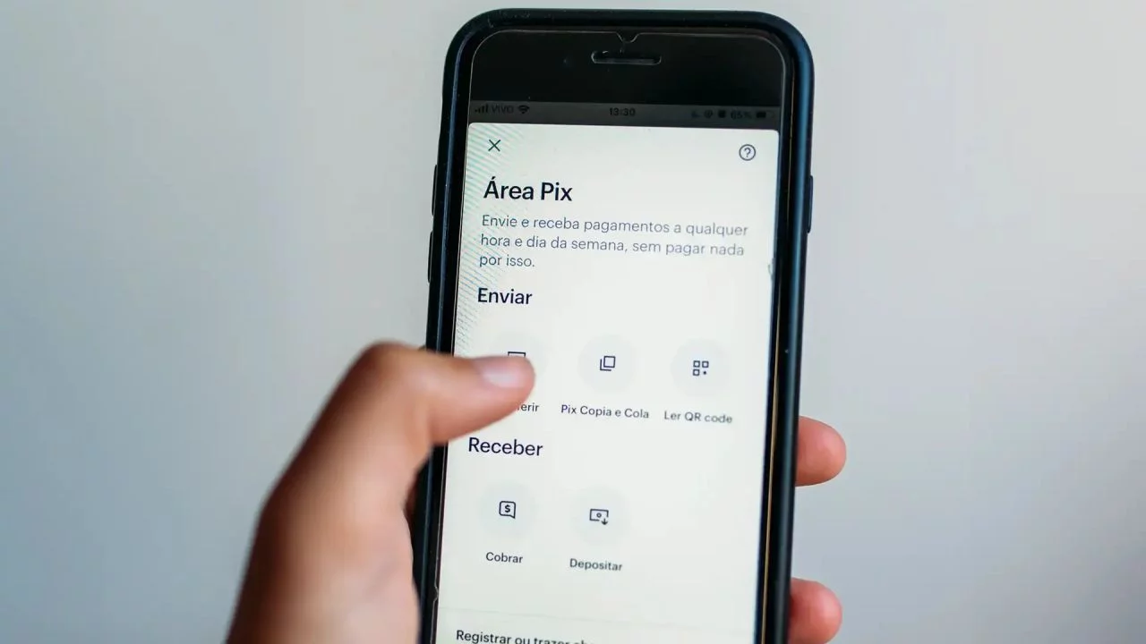 Pix e financiamento Caixa: confira o que muda nas regras