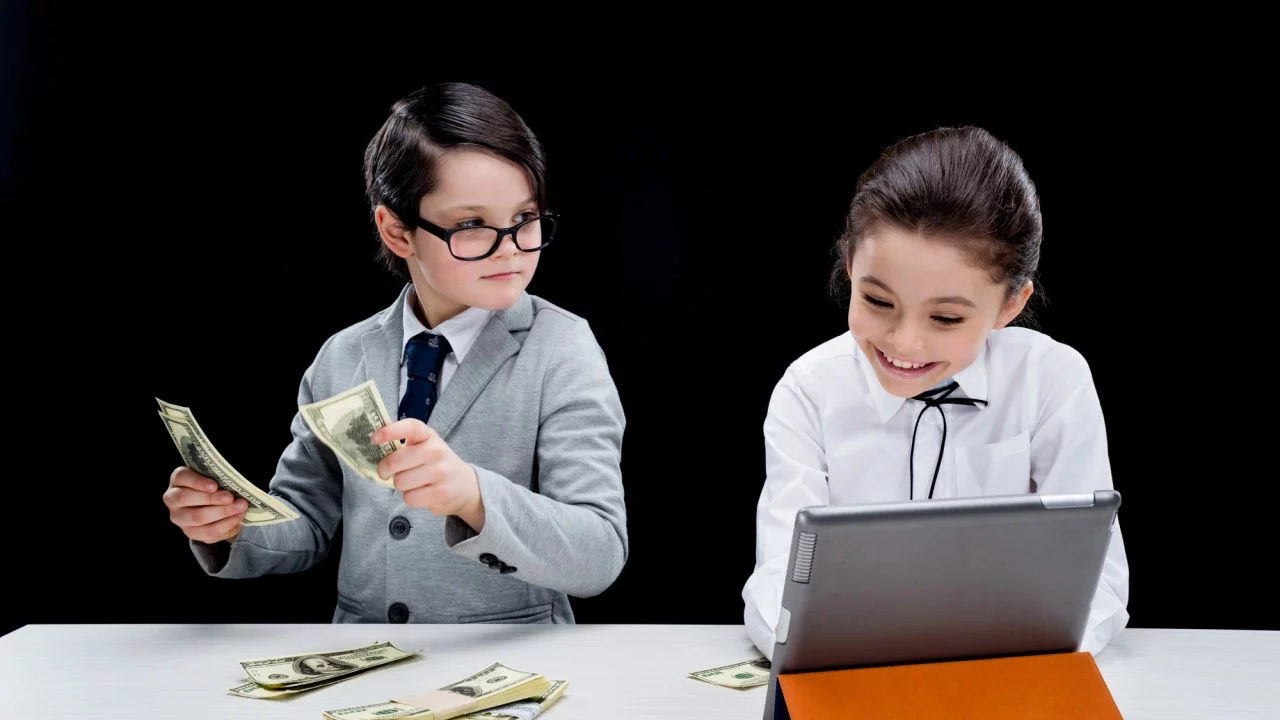 5 bons investimentos que pais podem fazer para os filhos