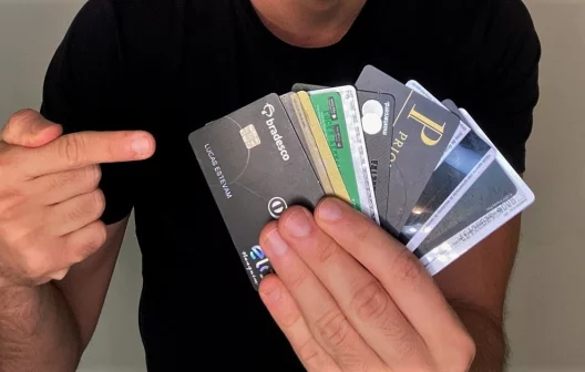 "Descubra como acumular milhas rapidamente com essas 4 dicas infalíveis"