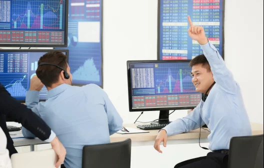 "Seja um mestre do day trade: descubra 5 dicas essenciais para lucrar hoje mesmo!"