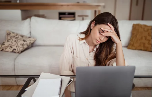 "Problemas financeiros inesperados? Aprenda a contorná-los com estas dicas infalíveis!"