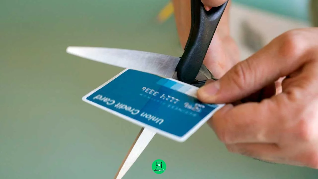Como negociar dívidas de cartão de crédito? Confira 6 passos