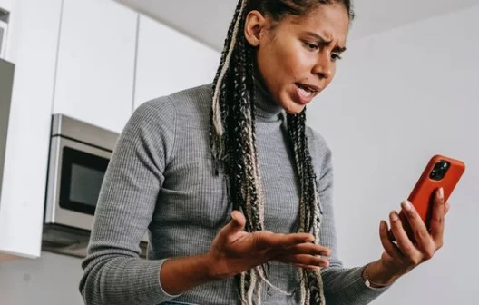 "Alerta! Não caia no golpe da conta bloqueada: saiba como se proteger agora"